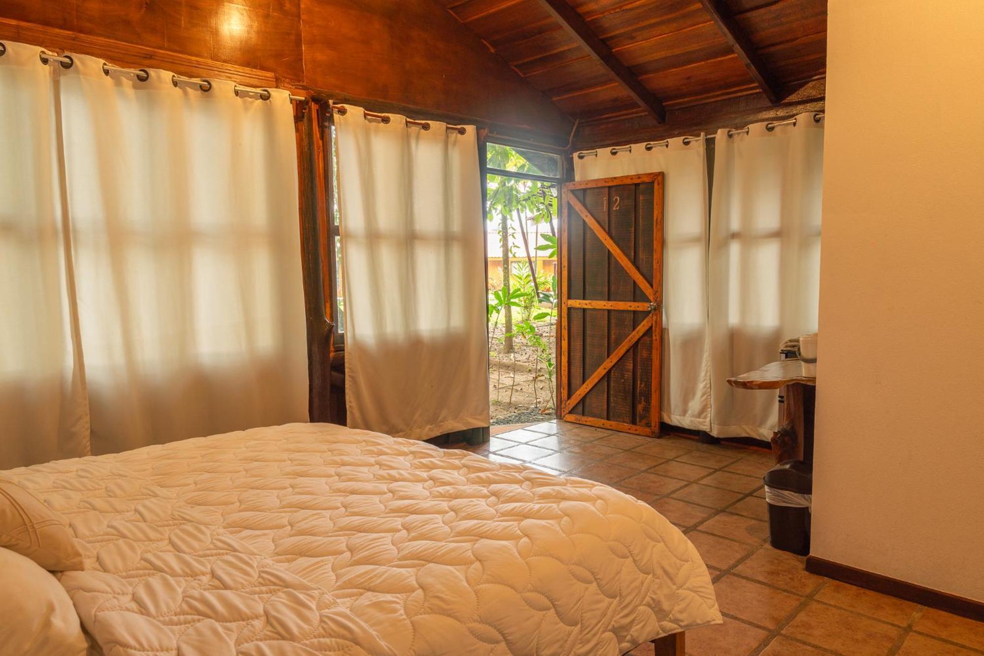 La Fortuna Natural Green Chambre photo